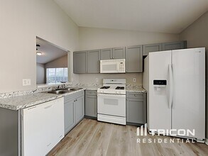 8704 Persea Ct in Trinity, FL - Building Photo - Building Photo