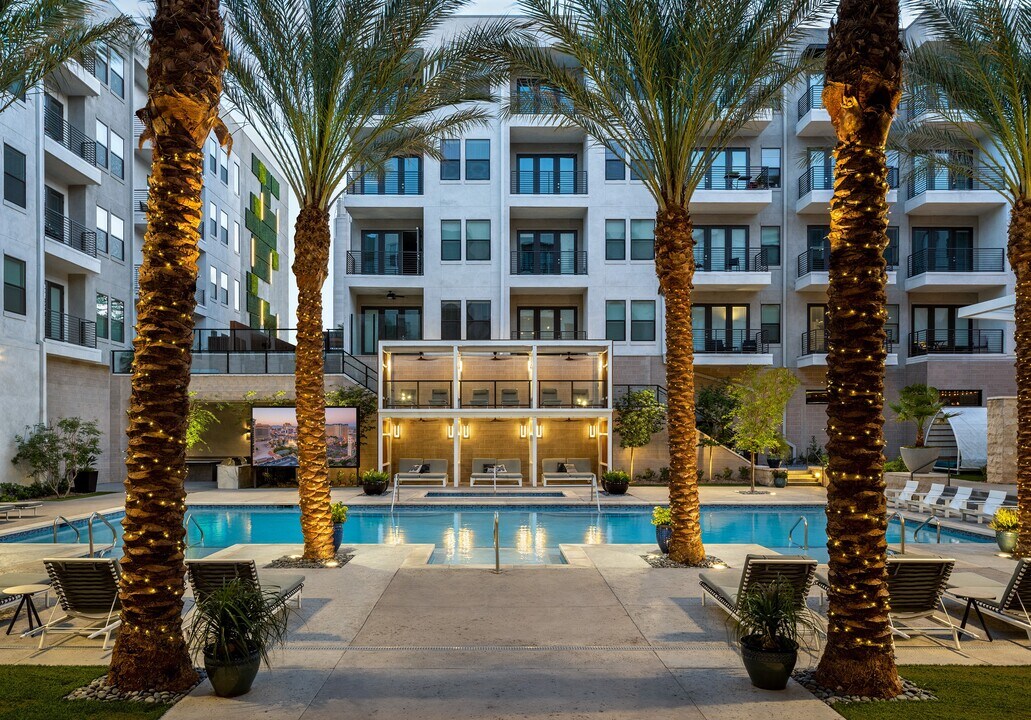 Auric Symphony Park in Las Vegas, NV - Building Photo