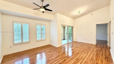 4220 San Marino Blvd in West Palm Beach, FL - Building Photo - Building Photo