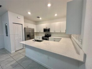 11810 SW 245 Ter in Princeton, FL - Building Photo - Building Photo