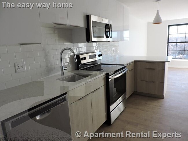 10 Soden St, Unit 502 in Cambridge, MA - Building Photo - Building Photo