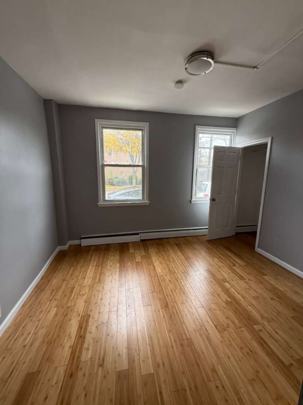 300 Watchung Ave in Orange, NJ - Building Photo - Building Photo