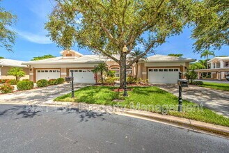 8658 Patty Berg Ct in Ft. Myers, FL - Building Photo - Building Photo
