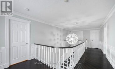 96 Zinnia Pl in Vaughan, ON - Building Photo - Building Photo