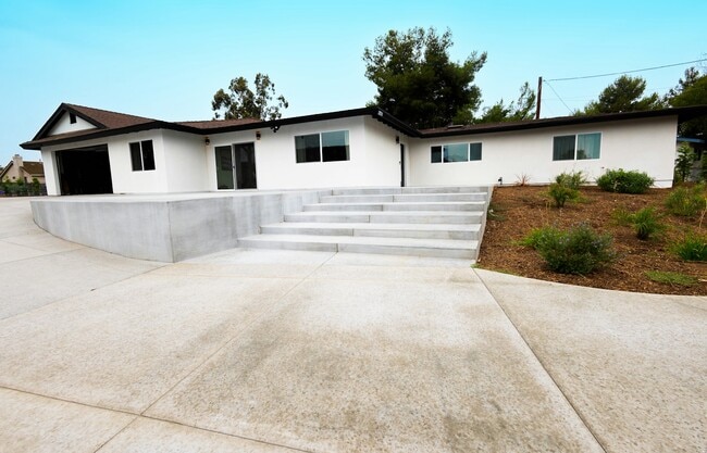 property at 12311 Boulder View Dr