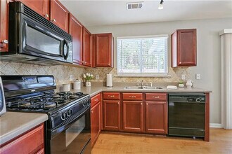 208 Etowah Way in Woodstock, GA - Building Photo - Building Photo