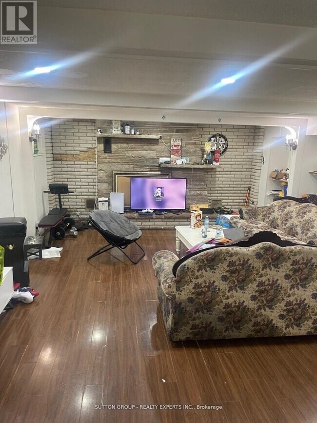 92 Silverstone Dr in Toronto, ON - Building Photo - Building Photo