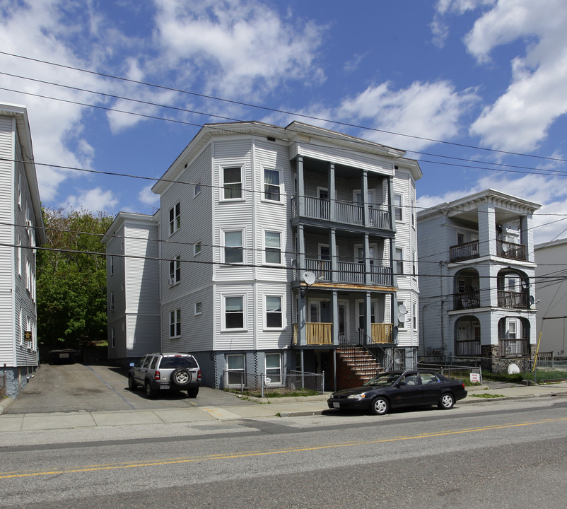 135-137 Lawton Ave in Lynn, MA - Foto de edificio