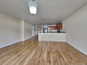 31015 Mandolin Cay Ave in Wesley Chapel, FL - Foto de edificio - Building Photo