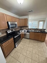 12625 Oceanside Dr in Euless, TX - Building Photo - Building Photo