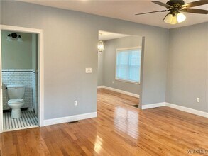 143 Cottage St in Buffalo, NY - Building Photo - Building Photo