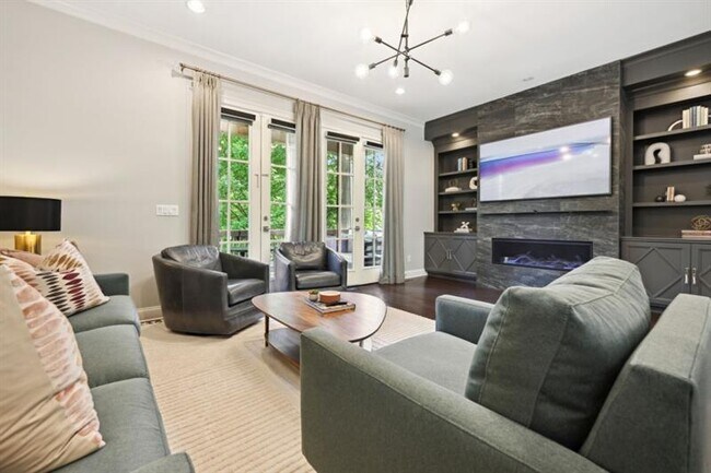 property at 805 Corduroy Ln