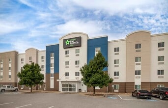 Furnished Studio-McAlester - Hwy 69 in Mcalester, OK - Building Photo - Building Photo