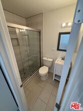 2922 S Budlong Ave in Los Angeles, CA - Building Photo - Building Photo
