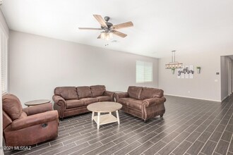 11522 W Oilseed Dr in Marana, AZ - Building Photo - Building Photo