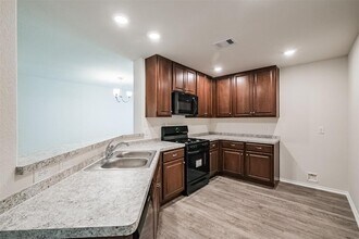 9267 Laiden Crk Trl in Conroe, TX - Building Photo - Building Photo