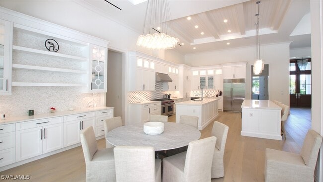 property at 700 Wedge Dr