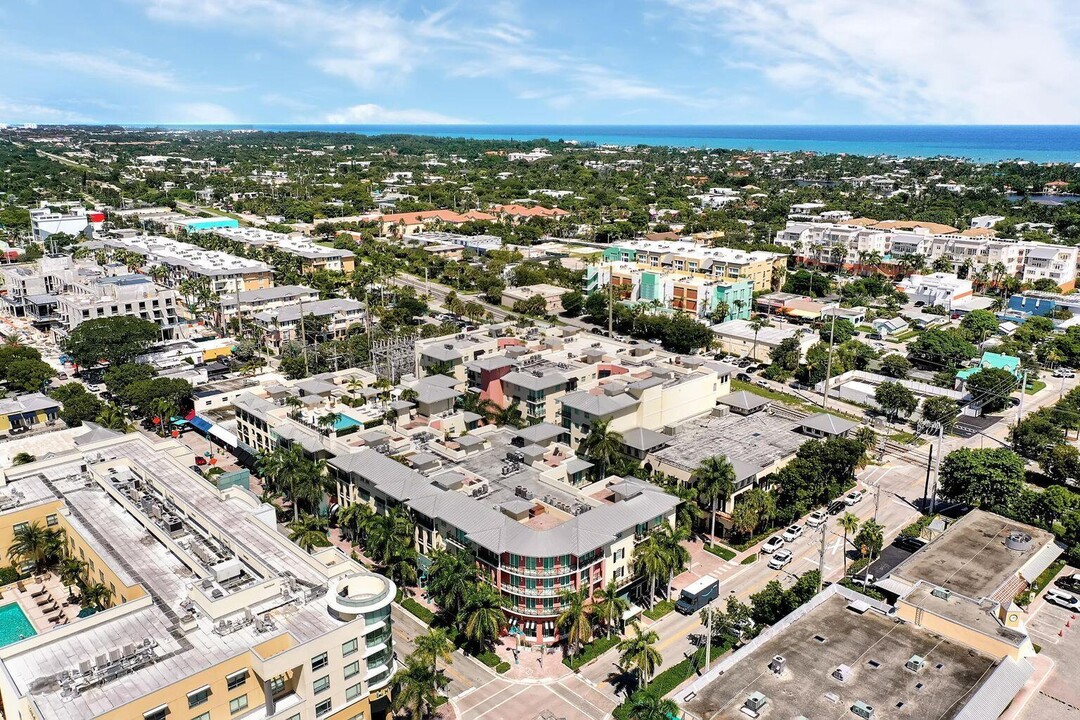 225 NE 1st St in Delray Beach, FL - Building Photo