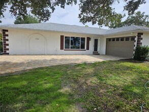 1508 Flamingo Ln in Sun City Center, FL - Building Photo - Building Photo