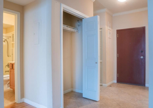 2200 Agnew Rd in Santa Clara, CA - Building Photo - Building Photo