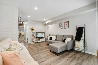 534 W Eugenie St in Chicago, IL - Building Photo - Building Photo