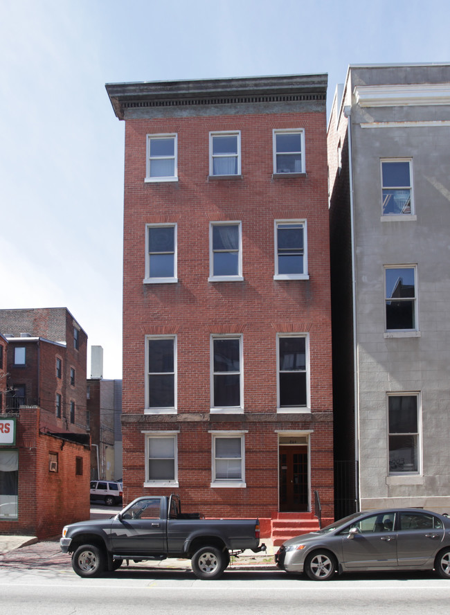 804 Saint Paul St in Baltimore, MD - Building Photo - Building Photo