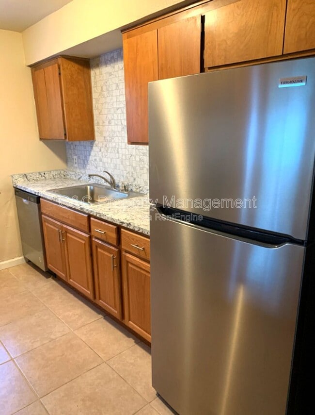 1738 Mt Vernon St in Merced, CA - Building Photo - Building Photo