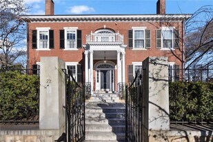 72 Manning St in Providence, RI - Building Photo