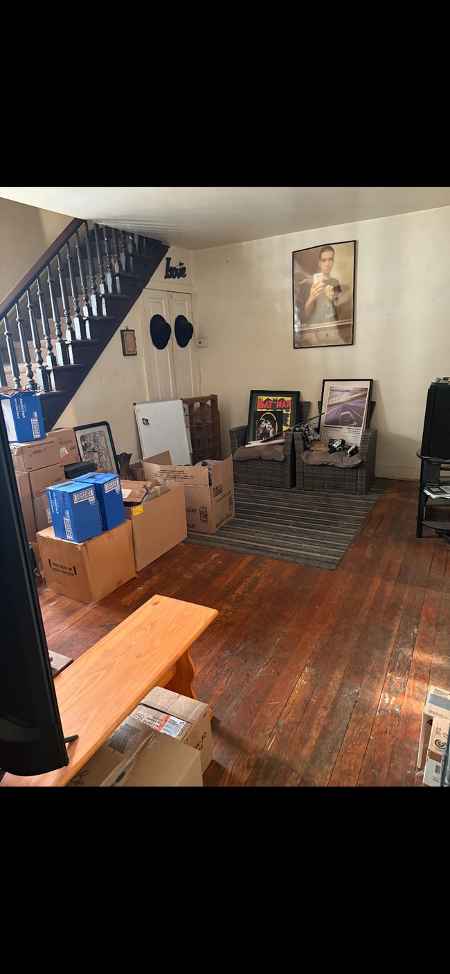 property at 701 High St Rd