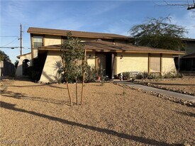 4734 Roberta St in Las Vegas, NV - Building Photo