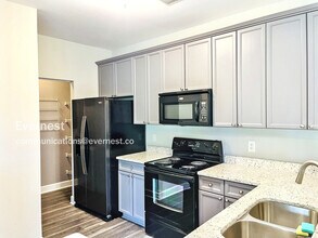 7235 Althorp Way in Nashville, TN - Building Photo - Building Photo