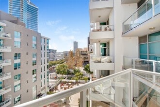 253 10th Ave, Unit 628 in San Diego, CA - Building Photo - Building Photo