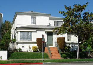 453 S Doheny Dr in Beverly Hills, CA - Building Photo - Building Photo