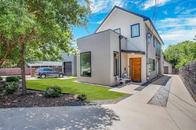 property at 5402 Woodrow Ave