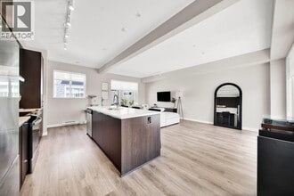 11280 Pazarena Pl. in Maple Ridge, BC - Building Photo - Building Photo