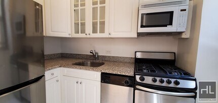 SECOND AVENUE, Unit 3H in New York, NY - Building Photo - Building Photo