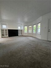892 Delia Ave in Akron, OH - Building Photo - Building Photo