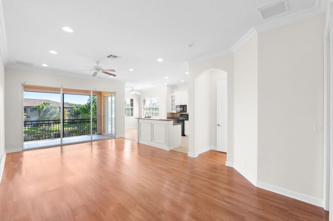 8098 NW 128th Ln in Parkland, FL - Building Photo - Building Photo