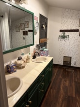 221 Eldredge Ave SW in Orting, WA - Building Photo - Building Photo