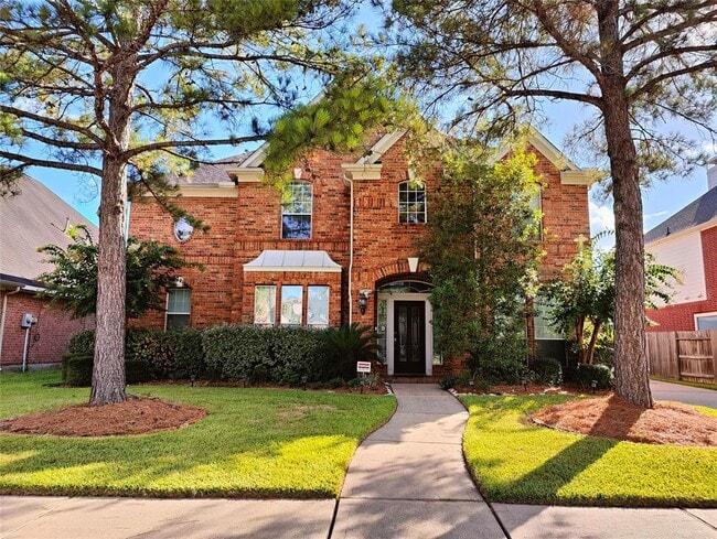 property at 2418 Devonshire Dr