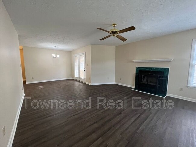 2587 Gotts Ln in Fayetteville, NC - Building Photo - Building Photo
