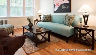 18 Chauncy St, Unit 8 in Cambridge, MA - Building Photo