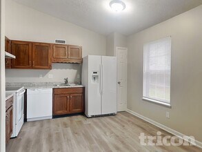 25 Suncrest Dr in Greenwood, IN - Building Photo - Building Photo