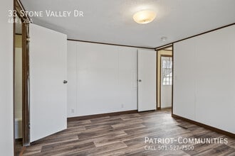 33 Stone Valley Dr in Springfield, IL - Building Photo - Building Photo