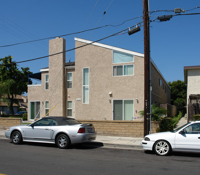 16721 Dolores St in Huntington Beach, CA - Building Photo - Building Photo