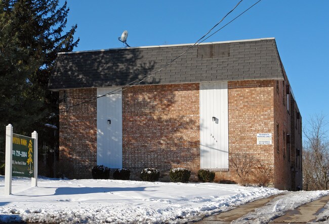 Montana Woods Apartments in Cincinnati, OH - Foto de edificio - Building Photo