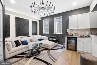 2426 Innovator Way, Unit B in Philadelphia, PA - Building Photo - Building Photo