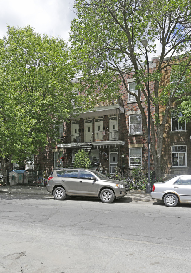 797-807 3e in Montréal, QC - Building Photo - Primary Photo