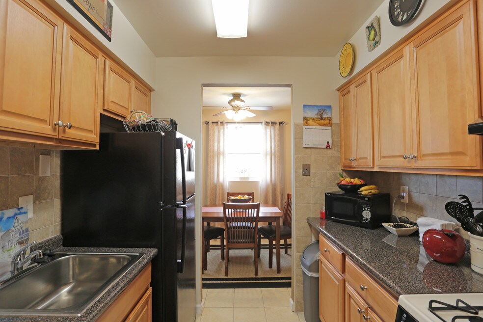 Crest Manor Redevelopment Apartments Willow Grove, PA Apartments For Rent