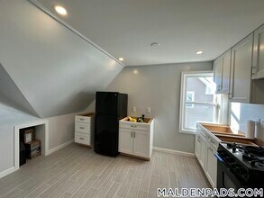 21 Whitman St in Malden, MA - Building Photo - Building Photo